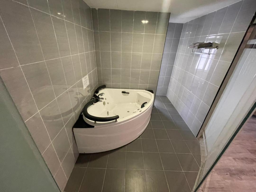 N&L Hotel Kuala Terengganu Eksteriør bilde